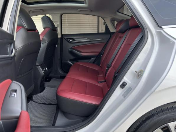 Changan Eado Plus I с пробегом 2023 года, цена 1 399 000 рублей, 84618 км, седан, Автокод Объявления