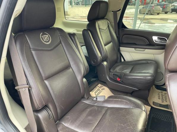 Cadillac Escalade III с пробегом 2011 года, цена 2 195 000 рублей, 208452 км, внедорожник, Автокод Объявления