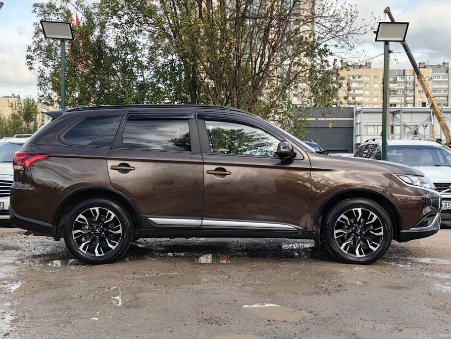 Mitsubishi Outlander III Рестайлинг 3 Санкт-Петербург  - изображение 5
