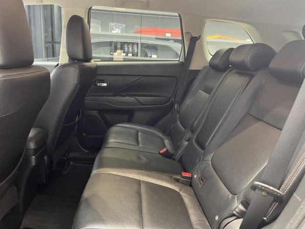 Mitsubishi Outlander III Рестайлинг 2 с пробегом 2018 года, цена 1 950 000 рублей, 193000 км, внедорожник, Автокод Объявления