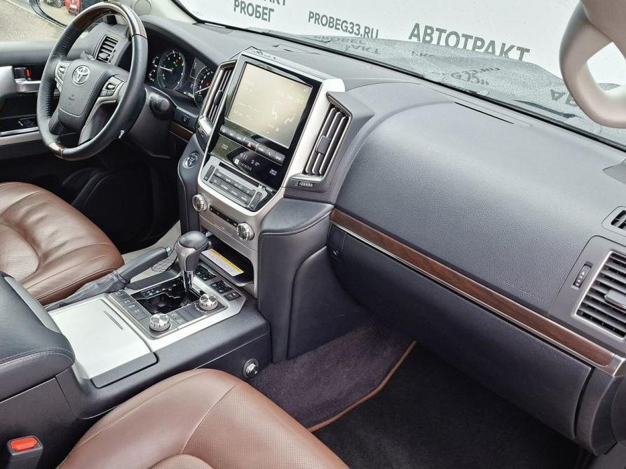 Toyota Land Cruiser 200 Series Рестайлинг 2 Владимир  - изображение 11