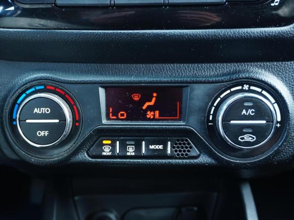 Kia Rio III с пробегом 2014 года, цена 929 000 рублей, 190000 км, хэтчбек, Автокод Объявления