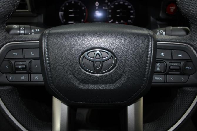 Toyota Tacoma IV с пробегом 2024 года, цена 8 990 000 рублей, 291 км, offers.body_type.unknown, Автокод Объявления