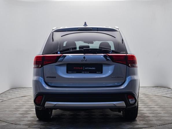 Mitsubishi Outlander III Рестайлинг 2 с пробегом 2017 года, цена 1 995 000 рублей, 104406 км, внедорожник, Автокод Объявления