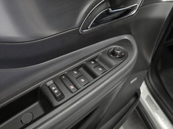 Opel Mokka I с пробегом 2014 года, цена 969 000 рублей, 128000 км, внедорожник, Автокод Объявления