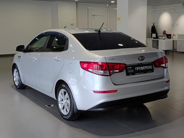 Kia Rio III Рестайлинг с пробегом 2017 года, цена 1 070 000 рублей, 103571 км, седан, Автокод Объявления