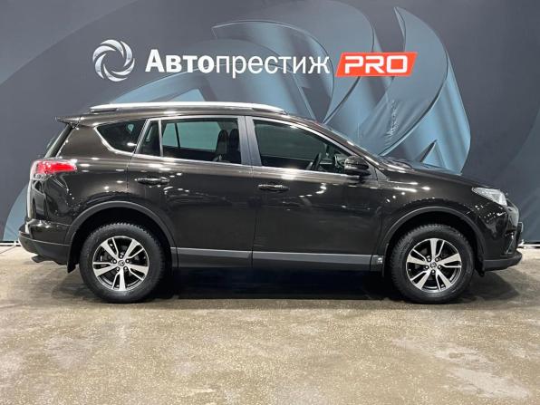 Toyota RAV4 IV (XA40) Рестайлинг с пробегом 2015 года, цена 2 270 000 рублей, 111546 км, внедорожник, Автокод Объявления
