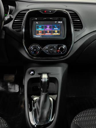 Renault Kaptur I с пробегом 2017 года, цена 1 176 000 рублей, 140188 км, внедорожник, Автокод Объявления