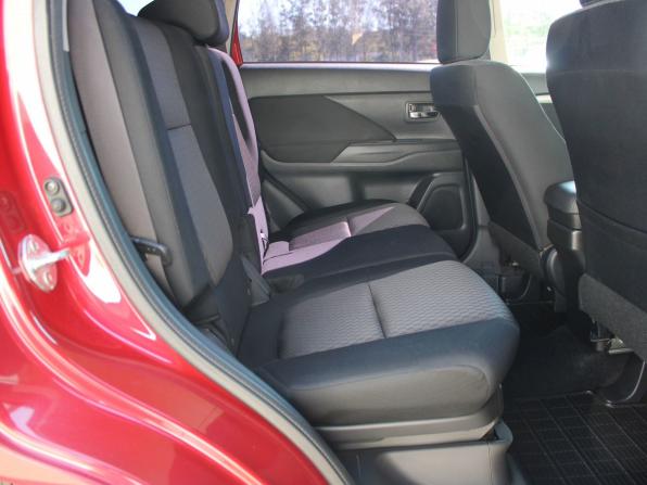 Mitsubishi Outlander III с пробегом 2013 года, цена 1 349 000 рублей, 193182 км, внедорожник, Автокод Объявления