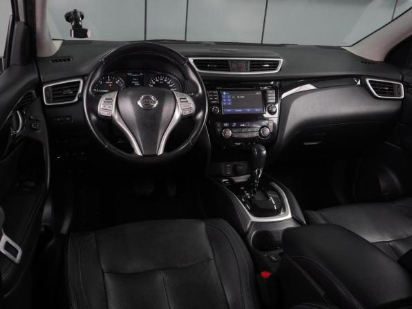 Nissan Qashqai II с пробегом 2016 года, цена 1 696 000 рублей, 118284 км, внедорожник, Автокод Объявления