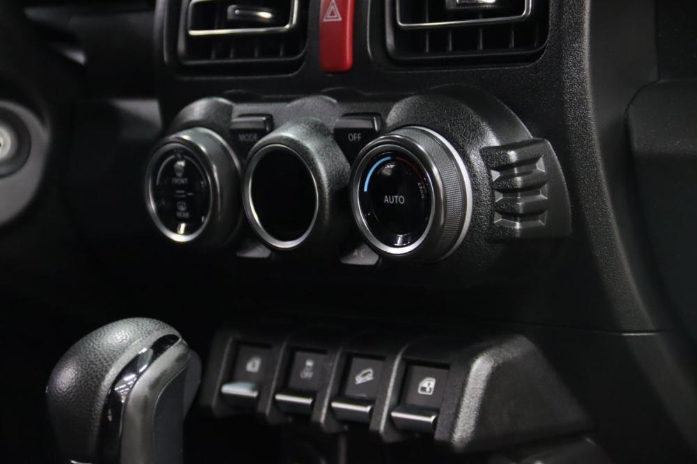 Suzuki Jimny IV Сургут  - изображение 19
