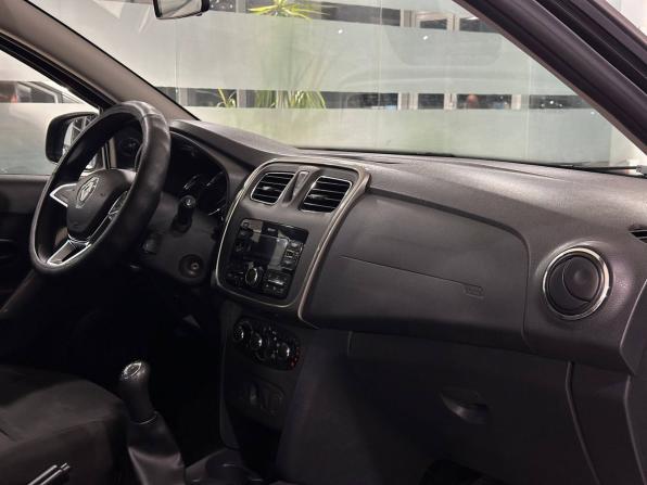 Renault Logan II Рестайлинг с пробегом 2019 года, цена 1 115 000 рублей, 147542 км, седан, Автокод Объявления