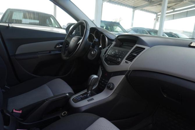 Chevrolet Cruze I с пробегом 2012 года, цена 616 000 рублей, 225749 км, хэтчбек, Автокод Объявления