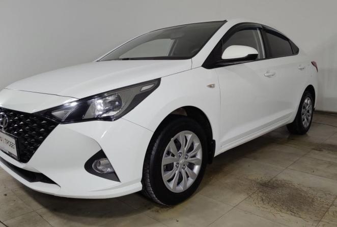 Hyundai Solaris II Рестайлинг с пробегом 2020 года, цена 1 320 000 рублей, 122630 км, седан, Автокод Объявления