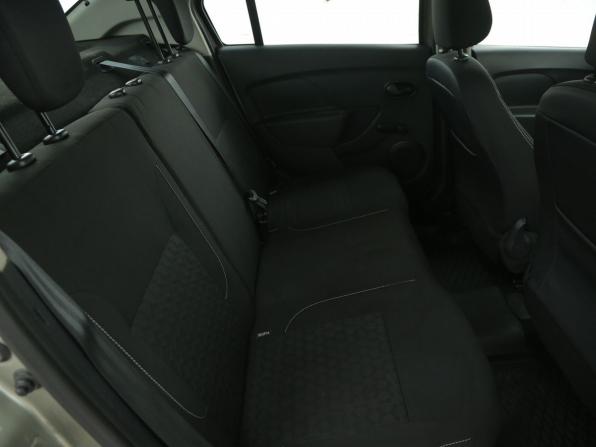 Renault Logan II с пробегом 2016 года, цена 592 000 рублей, 268000 км, седан, Автокод Объявления
