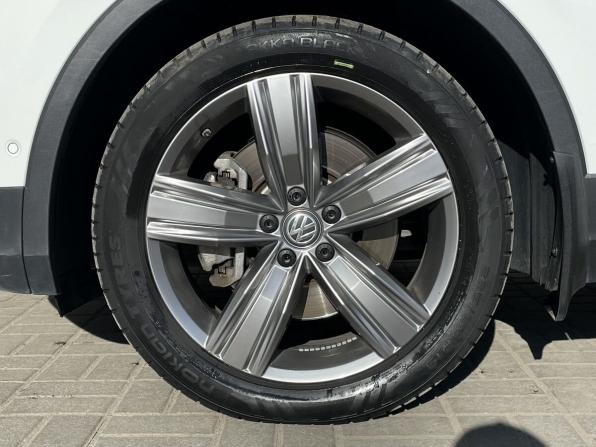 Volkswagen Tiguan II с пробегом 2017 года, цена 2 370 000 рублей, 199736 км, внедорожник, Автокод Объявления