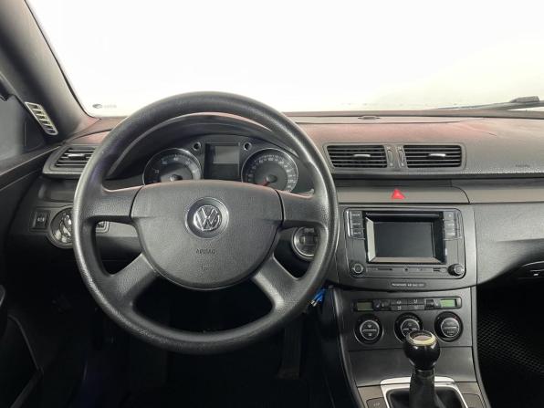 Volkswagen Passat B6 с пробегом 2005 года, цена 326 000 рублей, 249604 км, седан, Автокод Объявления