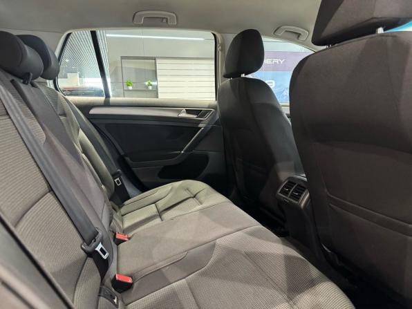 Volkswagen Golf VII с пробегом 2014 года, цена 770 000 рублей, 303150 км, хэтчбек, Автокод Объявления