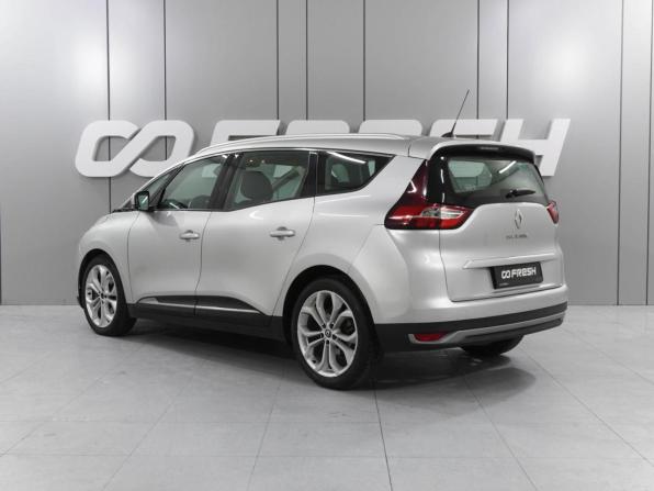 Renault Scenic IV с пробегом 2018 года, цена 1 640 000 рублей, 157065 км, компактвэн, Автокод Объявления