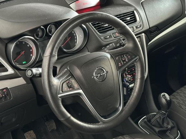 Opel Mokka I с пробегом 2014 года, цена 999 000 рублей, 144000 км, внедорожник, Автокод Объявления