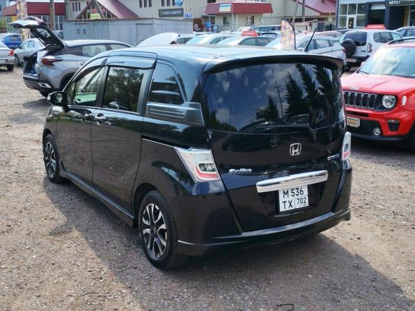 Honda Freed I Рестайлинг с пробегом 2012 года, цена 1 270 000 рублей, 206098 км, компактвэн, Автокод Объявления