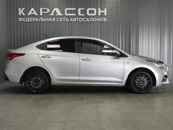 Hyundai Solaris II с пробегом 2018 года, цена 1 230 000 рублей, 120125 км, седан, Автокод Объявления