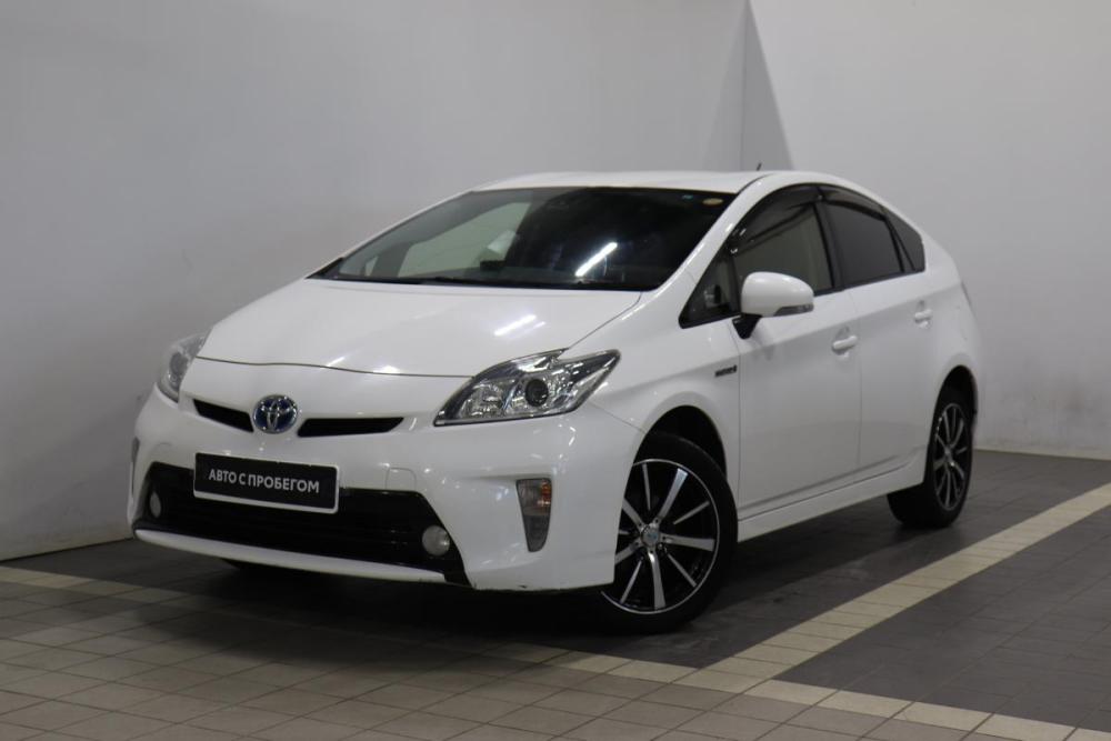 Toyota Prius III Рестайлинг (XW30) Ульяновск  - изображение 1