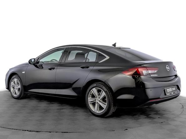 Opel Insignia II Рестайлинг с пробегом 2021 года, цена 1 890 000 рублей, 113346 км, лифтбек, Автокод Объявления