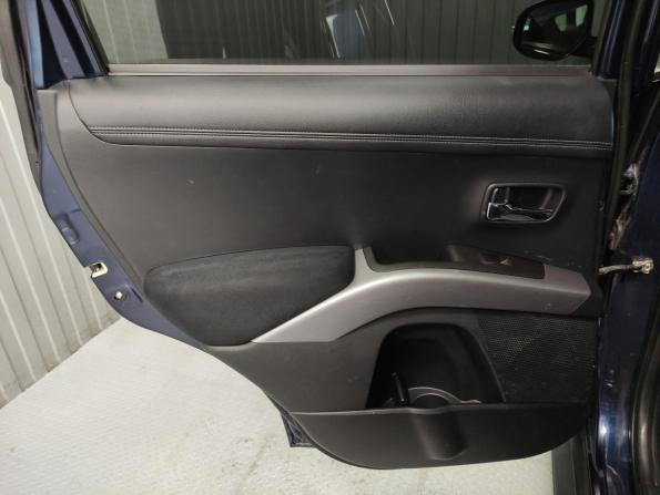 Mitsubishi Outlander II Рестайлинг с пробегом 2012 года, цена 1 197 000 рублей, 208783 км, внедорожник, Автокод Объявления