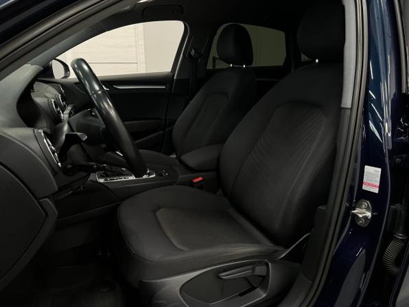 Audi A3 III (8V) Рестайлинг с пробегом 2018 года, цена 1 999 001 рубль, 111527 км, седан, Автокод Объявления