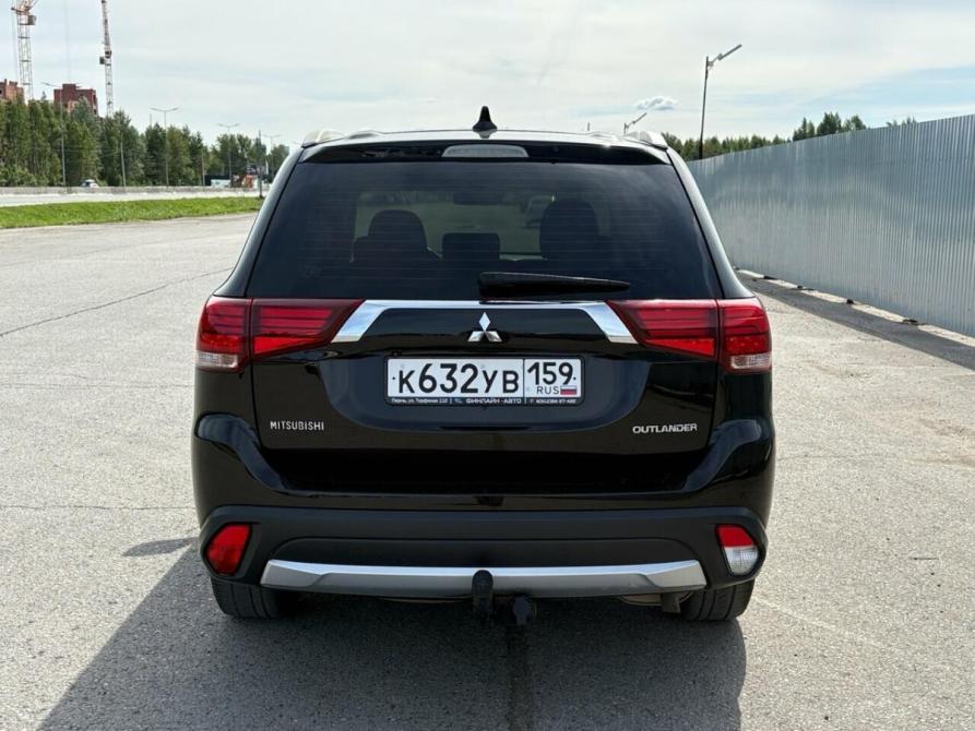 Mitsubishi Outlander III Рестайлинг 2 Пермь  - изображение 4