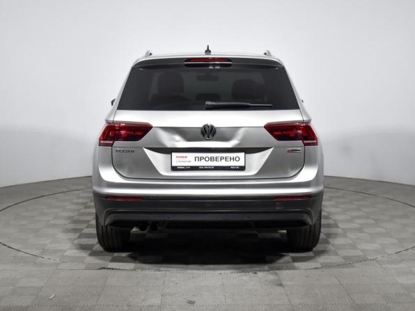 Volkswagen Tiguan II с пробегом 2018 года, цена 2 146 000 рублей, 141919 км, внедорожник, Автокод Объявления