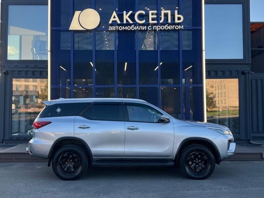 Toyota Fortuner II Рестайлинг Архангельск  - изображение 4