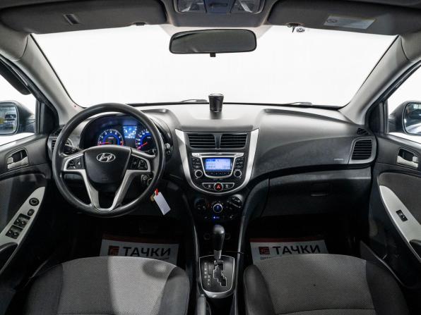 Hyundai Solaris I с пробегом 2014 года, цена 850 000 рублей, 146431 км, седан, Автокод Объявления
