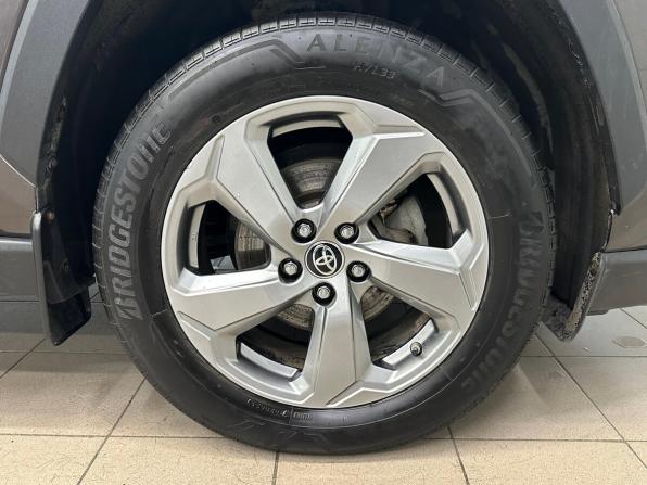 Toyota RAV4 V (XA50) с пробегом 2021 года, цена 3 690 000 рублей, 45360 км, внедорожник, Автокод Объявления