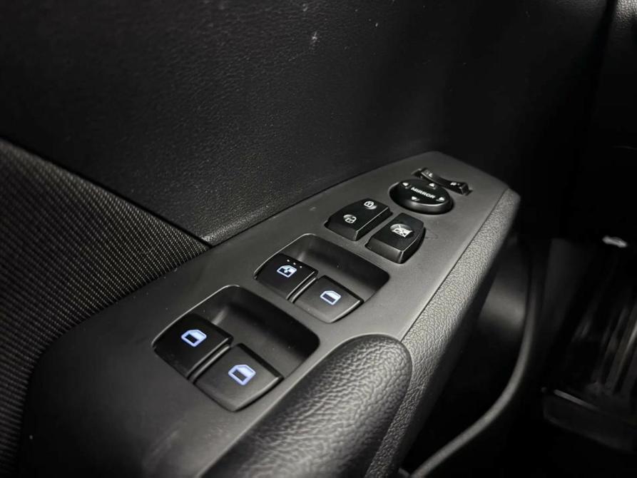 Hyundai Solaris II Рестайлинг Псков  - изображение 16