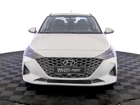 Hyundai Solaris II Рестайлинг с пробегом 2022 года, цена 1 799 000 рублей, 84425 км, седан, Автокод Объявления