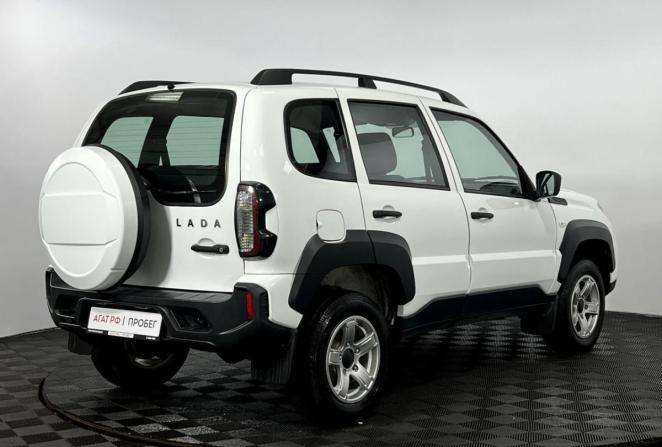 Lada (ВАЗ) Niva Travel I с пробегом 2022 года, цена 910 000 рублей, 64081 км, внедорожник, Автокод Объявления