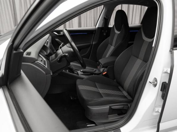 Skoda Octavia III (A7) Рестайлинг с пробегом 2017 года, цена 2 180 000 рублей, 78755 км, лифтбек, Автокод Объявления