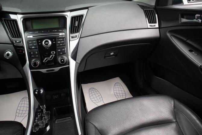 Hyundai Sonata VI (YF) с пробегом 2012 года, цена 979 000 рублей, 255647 км, седан, Автокод Объявления