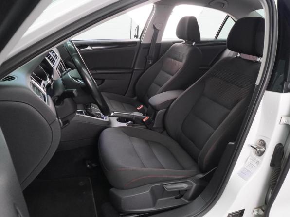 Volkswagen Jetta VI Рестайлинг с пробегом 2017 года, цена 1 549 000 рублей, 117666 км, седан, Автокод Объявления