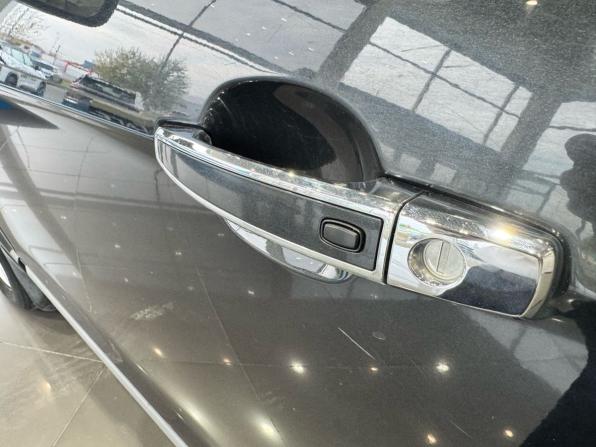 Chevrolet Captiva I Рестайлинг 2 с пробегом 2014 года, цена 1 545 000 рублей, 185450 км, внедорожник, Автокод Объявления