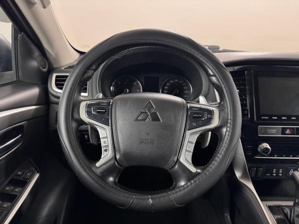 Mitsubishi Pajero Sport III Рестайлинг с пробегом 2021 года, цена 1 850 000 рублей, 322000 км, внедорожник, Автокод Объявления