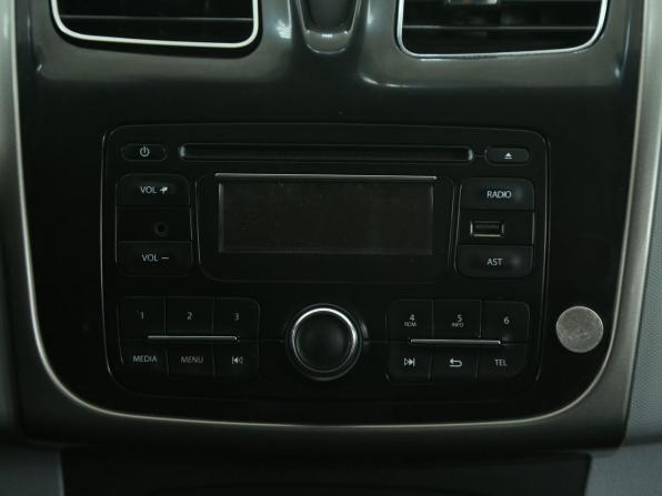 Renault Logan II с пробегом 2014 года, цена 562 000 рублей, 170000 км, седан, Автокод Объявления