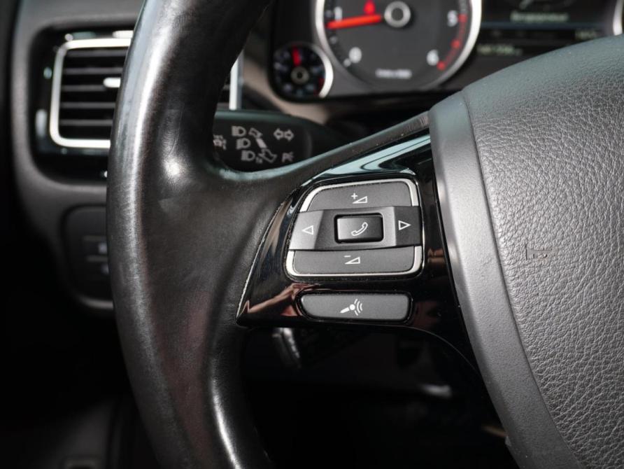 Volkswagen Touareg II Рестайлинг Тверь  - изображение 15