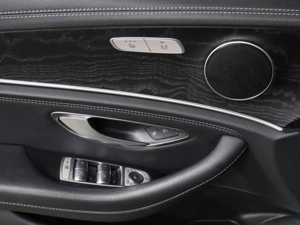 Mercedes-Benz E-Класс V (W213 S213 C238) с пробегом 2019 года, цена 2 899 900 рублей, 123726 км, седан, Автокод Объявления