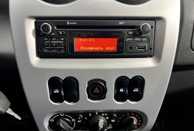 Renault Sandero I с пробегом 2013 года, цена 585 000 рублей, 143000 км, хэтчбек, Автокод Объявления