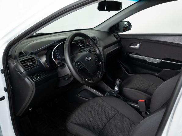 Kia Rio III Рестайлинг с пробегом 2015 года, цена 1 080 000 рублей, 150222 км, седан, Автокод Объявления