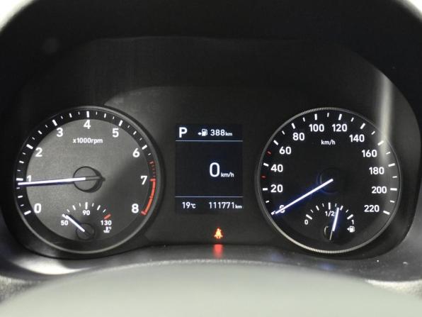 Hyundai Solaris II с пробегом 2019 года, цена 1 369 000 рублей, 111771 км, седан, Автокод Объявления