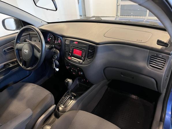 Kia Rio II Рестайлинг с пробегом 2011 года, цена 640 000 рублей, 147525 км, хэтчбек, Автокод Объявления